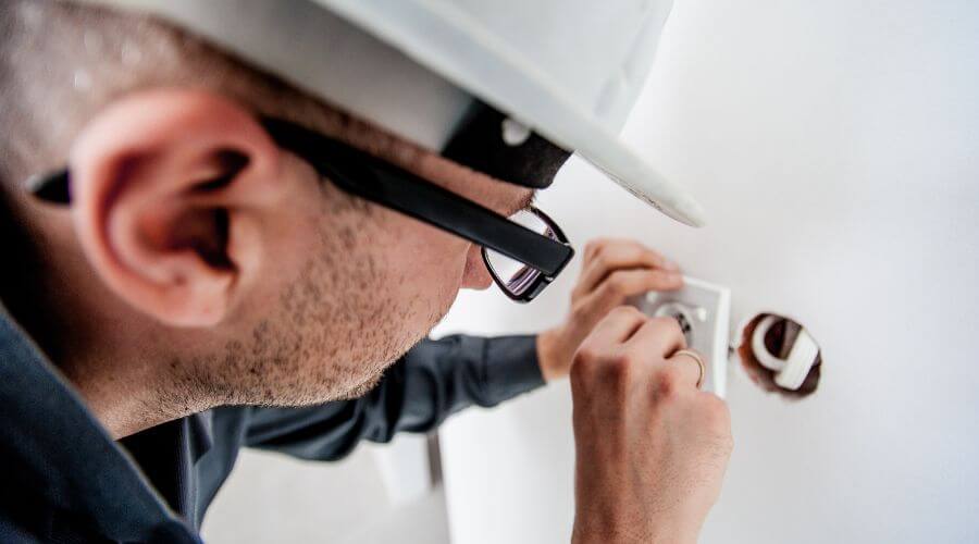 Professional electrical panel sparking services in Charlotte